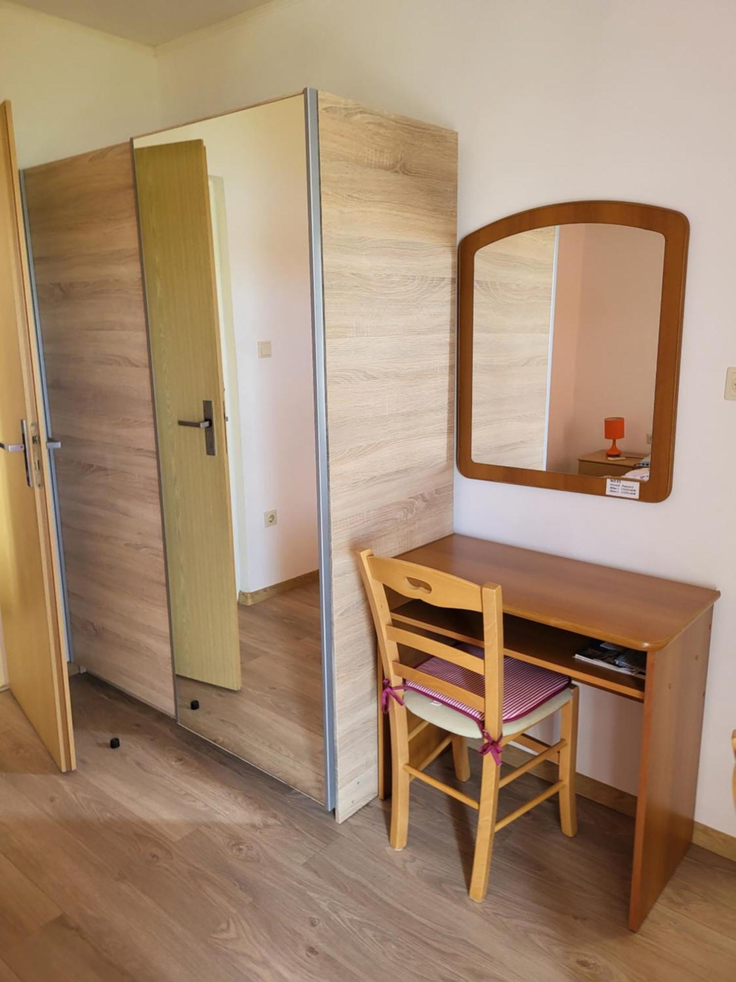 Apartmani Mira Supetarska Draga Ngoại thất bức ảnh
